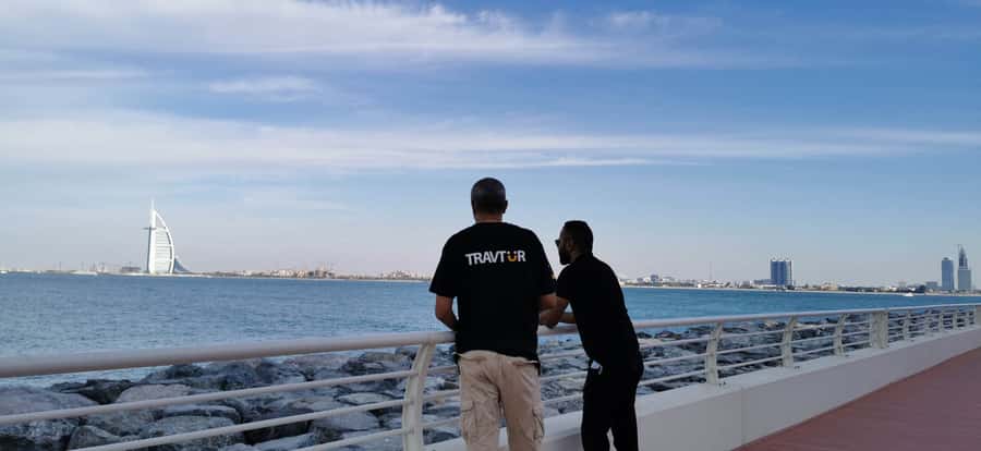 Rent a Guide for a Day Out in Dubai - Turning Dubai Into Stories, Not Just Photos