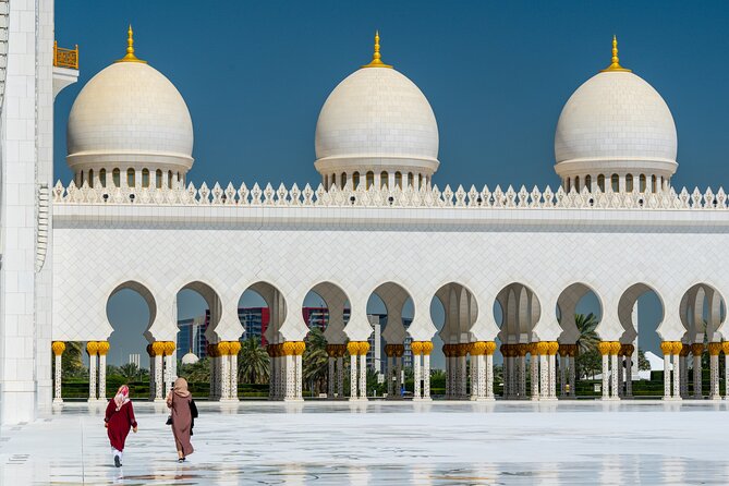 Semi-Private Abu Dhabi Guided Cultural Tour with Lunch - Semi-Private Comfort: How the Day Feels in Real Life