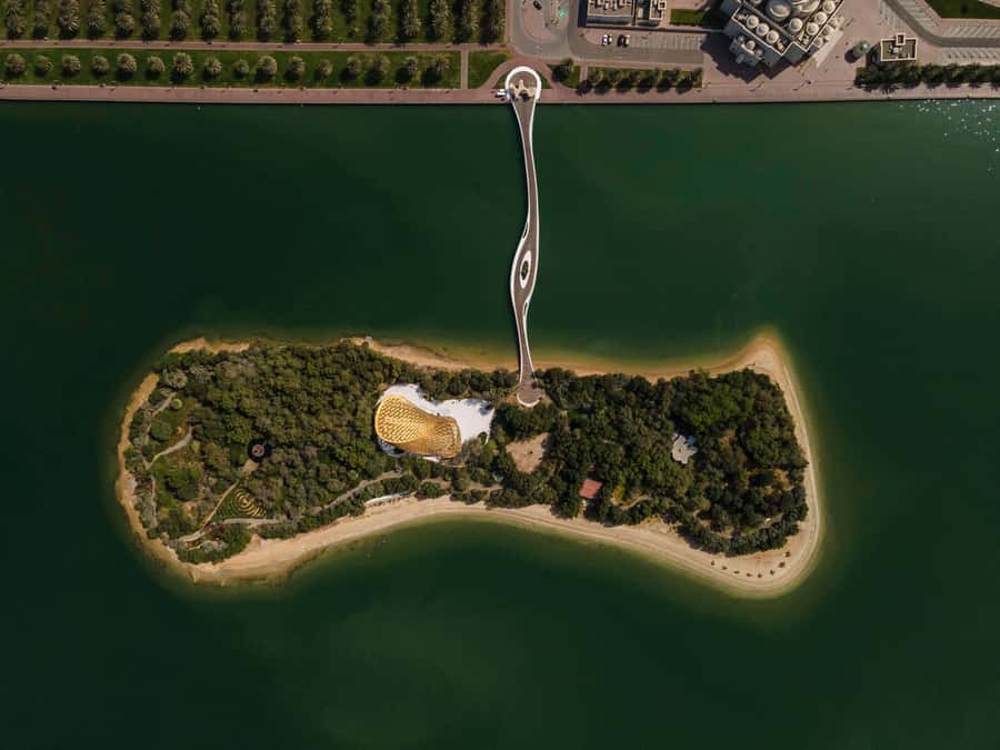 Sharjah: Al Noor Island and Butterfly House Entry Ticket - Getting there by Khalid Lagoon, next to Al Noor Mosque
