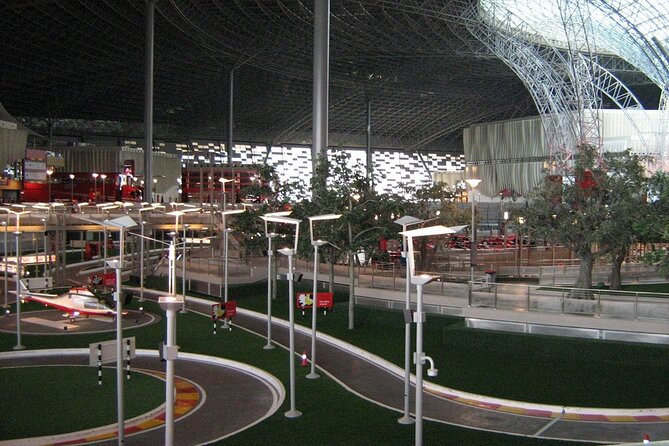 Skip the line Ferrari World Abu Dhabi Tour - What to pack: lockers, meals, and comfort basics