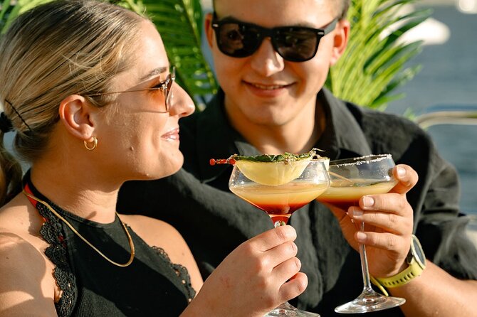 Sunseeker Superyacht: VIP Dining, Premium Drinks & Music - Your 3-Hour Route: Dubai Harbour to the Palm, Atlantis, and Burj Al Arab