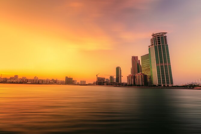 Sunset Corniche Cruise - 2 hours trip - Stop 3: Etihad Towers, a quick photo window and that filmed-tower feel