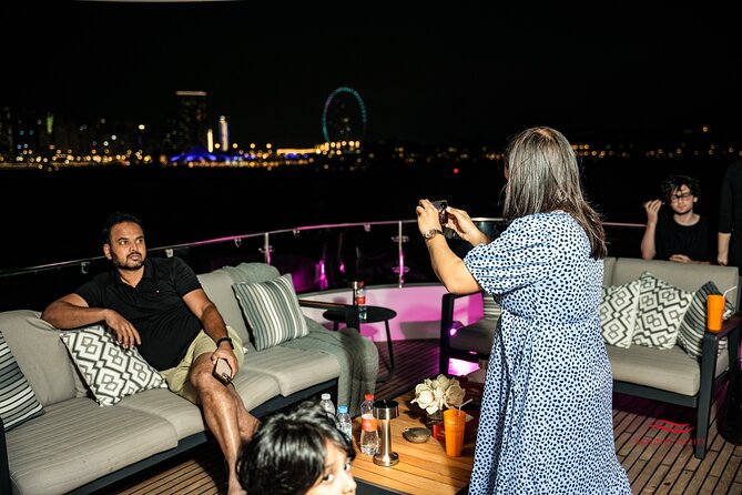 Superyacht Experience in Dubai with Dinner and Live Music - Atlantis views, how the route affects the vibe
