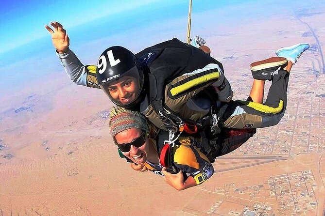 Tandem Skydive experience in Dubai - The aircraft ride to 13,000 feet: when it finally feels real