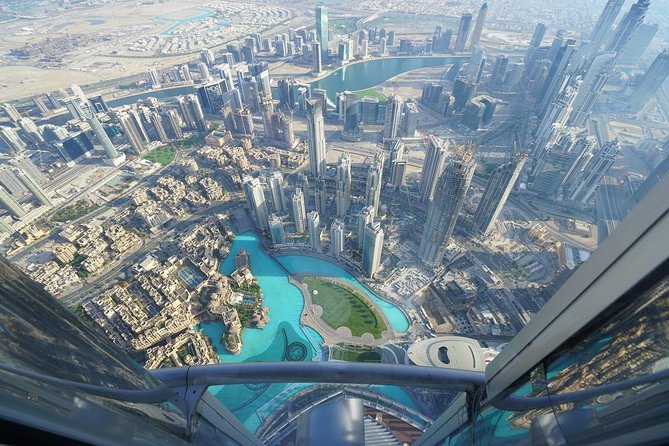 The Burj Khalifa At The Top Observation Deck Admission Ticket - Level 125: 360 Views, Special Effects, and the Glass-Floor Moment
