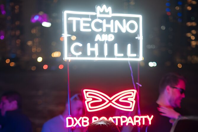 Tickets for the DXB Boat Party at Sunset in Dubai - Getting Onboard: 3:30 PM Timing and a Smooth Start