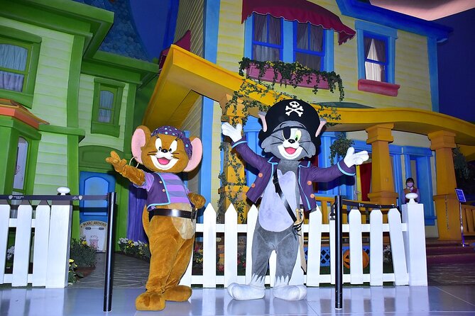 Warner Bros World Abu Dhabi Admission Ticket - Warner Bros World Abu Dhabi: A Cool, Indoor Film Day