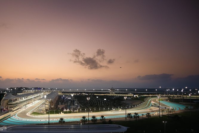 Yas Marina Circuit Tour - Entering Yas Marina Circuit With the Right Expectations